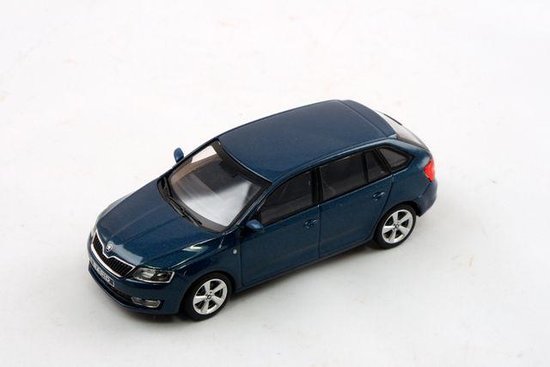 Auto Skoda Rapid-Space, Lava Blau Metallic